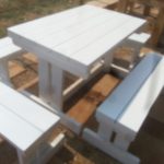Picnic table